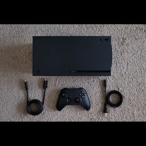 Photo: Used like new Xbox Series X